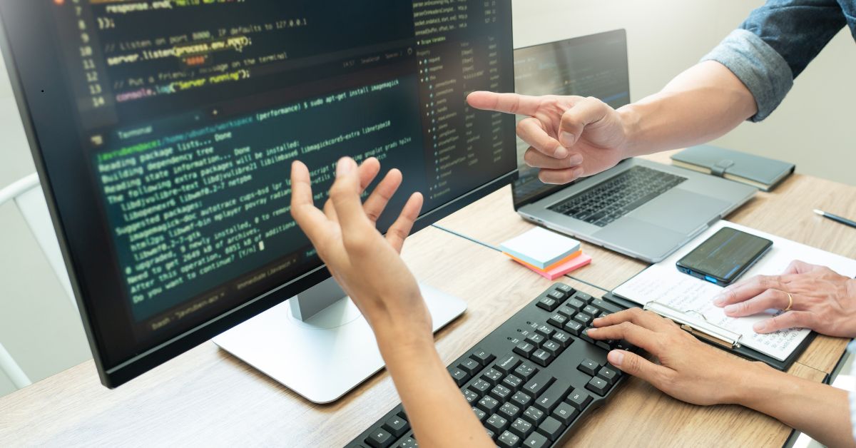 Custom Software vs Off-the-Shelf Solutions